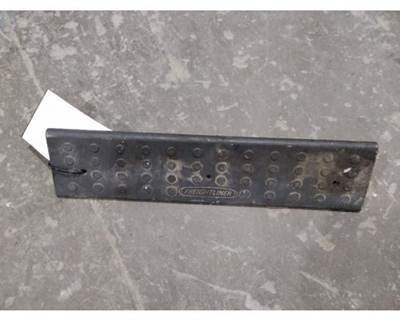 Used 2010 Freightliner Cascadia 125 Sill Plate, Part # 18-53164-001