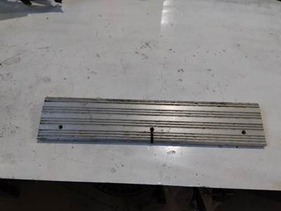 Freightliner Century Class 120 Right Interior Part for a Freightliner CENTURY 120