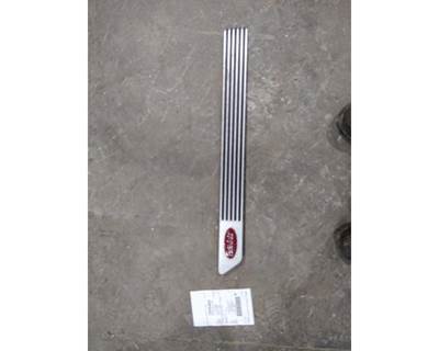 Used 2020 Peterbilt 579 Right Door Sill, Part # S60-1368-R