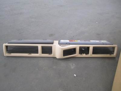 Volvo VNL Interior Part