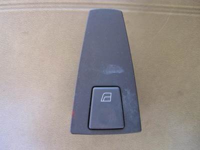 Volvo VNL Right Interior Part