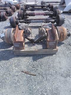 NEWAY NON-STEER King Pin Set for a Neway-Saf Holland NON-STEER