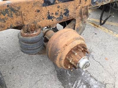 NEWAY NON-STEER King Pin Set for a Neway-Saf Holland NON-STEER