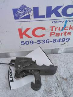 Freightliner Cascadia 125 Left Latch / Lock