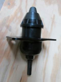 Volvo VNL Latch / Lock