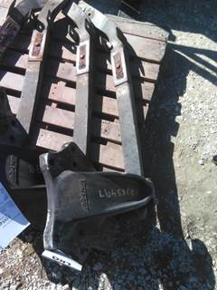 Freightliner Cascadia 125 Left Rear Leaf Spring