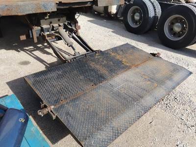 Anthony ATU SERIES Liftgate