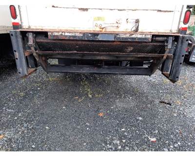 2011 Maxon 72-150 Series Tuk-A-Way Liftgate