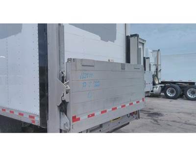 2019 Maxon DMD Series Aluminum Rail Liftgate, 76" Platform