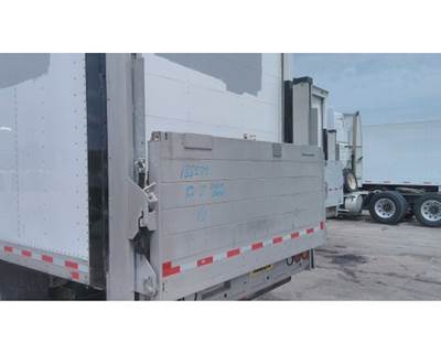 2019 Maxon DMD Series Aluminum Rail Liftgate, 76" Platform