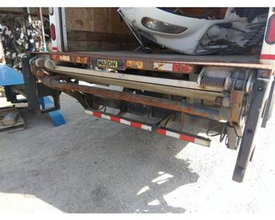 Used Maxon GPT Series Liftgate 3000 lb, 60" x 79"