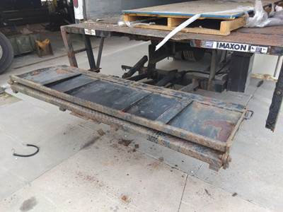 Maxon RC SERIES Liftgate