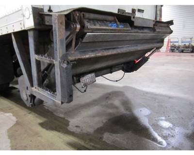 Waltco LPF225 Liftgate 3,000 Lbs Capacity