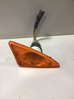 Kenworth T660 Left Exterior Lighting