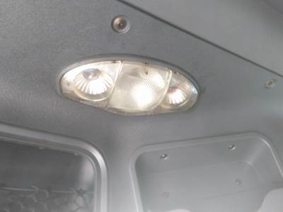 Freightliner Cascadia 125 Interior Lighting