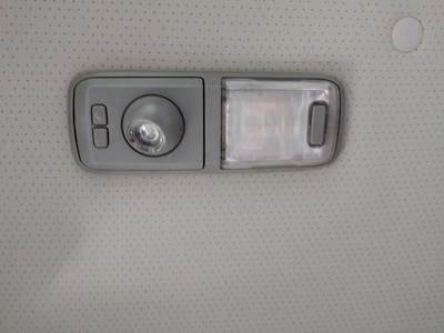 Used 2020 Volvo VNR Right Map Light