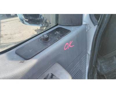 Ford F-650 Left Mirror for a Ford F650SD (SUPER DUTY)