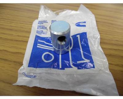 Cummins Adjusting Screw Retainer for Alternator Mounting, Part # 52251