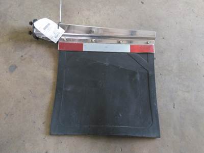 Freightliner Cascadia 125 Right Mud Flap Hanger