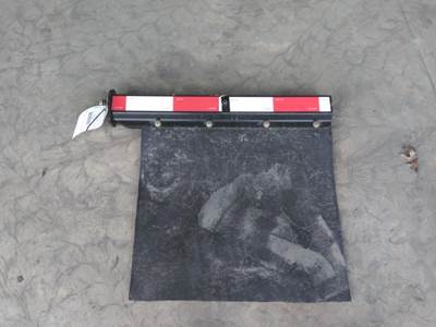 Freightliner Cascadia 125 Right Mud Flap Hanger