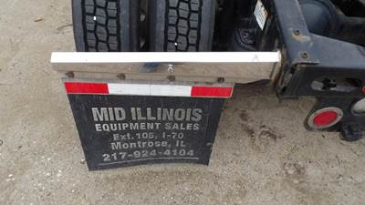 Freightliner Cascadia 125 Left Mud Flap Hanger