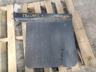 Freightliner Cascadia 125 Left Mud Flap Hanger