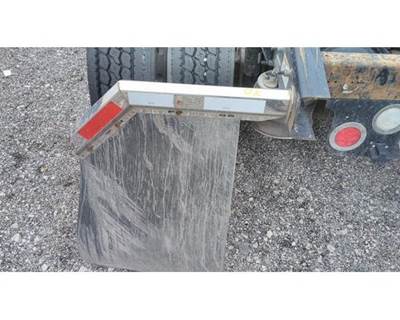 Freightliner Cascadia 125 Left Mud Flap Hanger