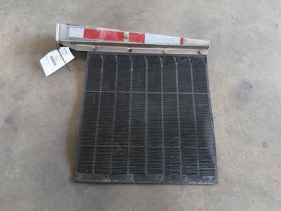 Kenworth T2000 Right Mud Flap Hanger