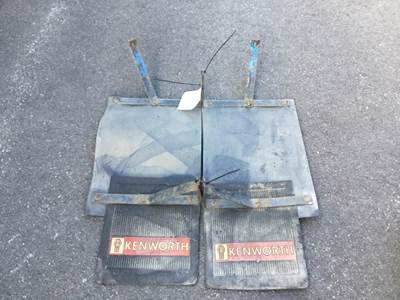 Kenworth T600 Mud Flap Hanger
