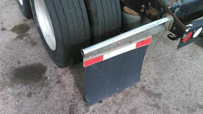Kenworth T660 Left Mud Flap Hanger