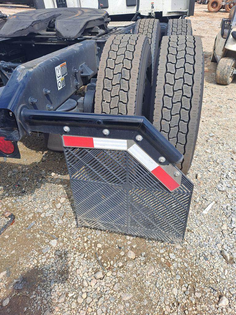 2023 Kenworth T680 Left Mud Flap Hanger For Sale Athens, GA 2288241