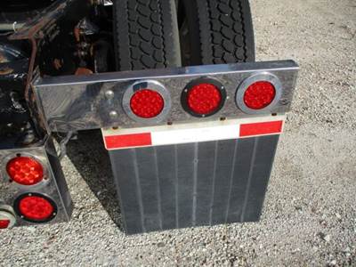 Kenworth T680 Right Mud Flap Hanger