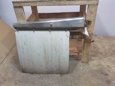 Kenworth T680 Right Mud Flap Hanger