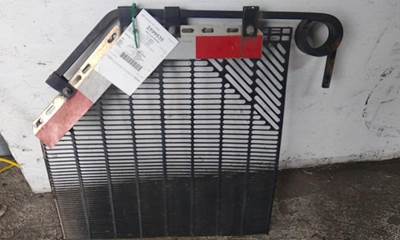 Kenworth T680 Mud Flap Hanger