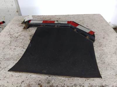 Kenworth T680 Right Mud Flap Hanger