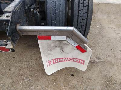 Kenworth T680 Right Mud Flap Hanger