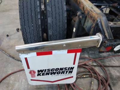 Kenworth T680 Left Mud Flap Hanger