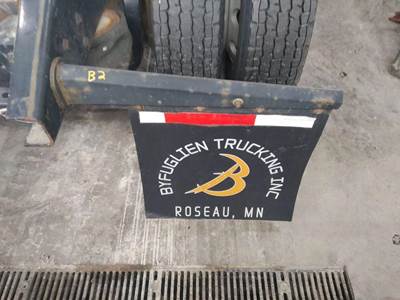 Kenworth T680 Right Mud Flap Hanger