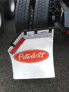Peterbilt 579 Left Mud Flap Hanger