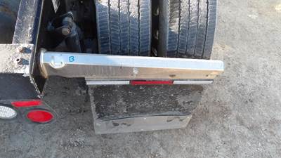 Peterbilt 579 Right Mud Flap Hanger