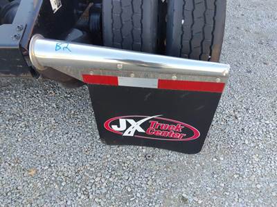 Peterbilt 579 Right Mud Flap Hanger