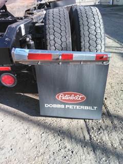 Peterbilt 579 Right Mud Flap Hanger