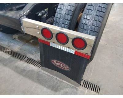 Peterbilt 579 Right Mud Flap Hanger
