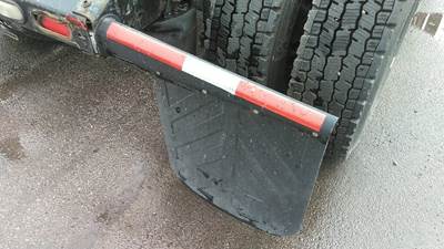 Volvo VNL Right Mud Flap Hanger