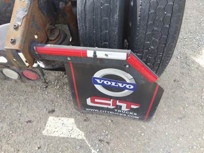 Volvo VNL Right Mud Flap Hanger