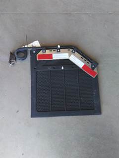 Freightliner Cascadia 125 Right Mud Flap