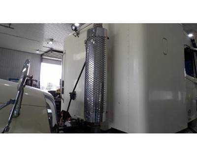 Freightliner Columbia 120 Muffler Shield