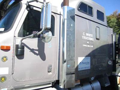 International 9900i Left Muffler Shield