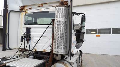 International ProStar Muffler Shield for a International PROSTAR 122