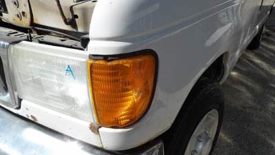Ford E-150 Left Parking Lamp / Turn Signal for a Ford E150